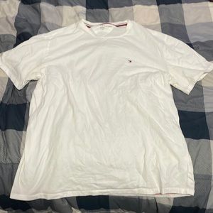 Tommy Hilfiger t shirt